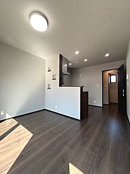 DUMBO 206 2階1LDKのリビング/ダイニング