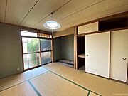 1F和室6帖。こちらの和室にも床の間があります