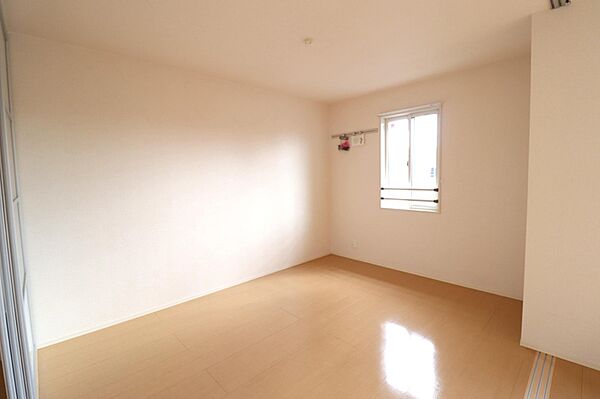 apartment 茨城県常総市内守谷町きぬの里2丁目5-6
内守谷町きぬの里の賃貸情報を見る
物件地図