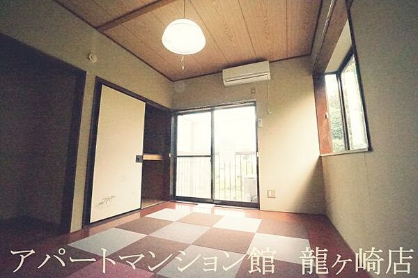 apartment 茨城県稲敷市月出里565-90
月出里の賃貸情報を見る
物件地図