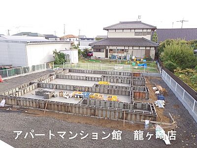 外観：建築中　2025年1月完成予定