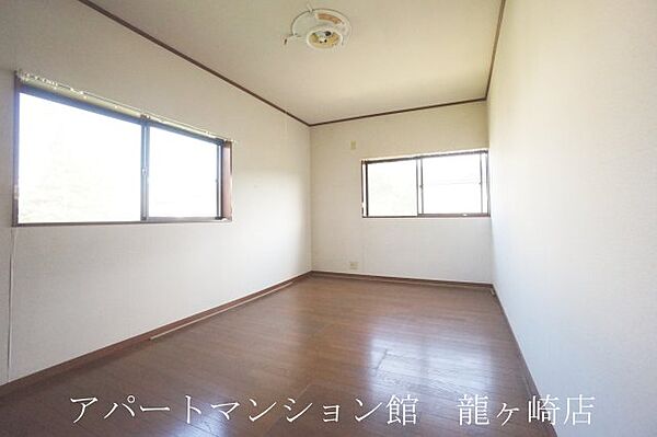 detached 茨城県稲敷市佐倉1358-17
佐倉の賃貸情報を見る
物件地図