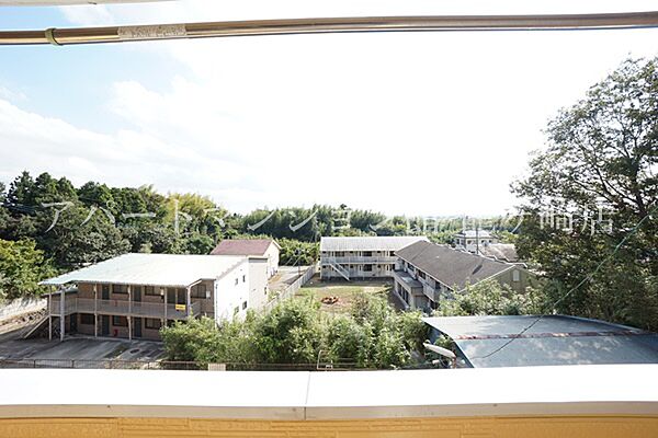 apartment 茨城県稲敷市中山4966-2
中山の賃貸情報を見る
物件地図