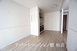ディーセントI