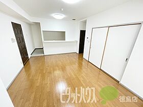 ソフィー山城  ｜ 徳島県徳島市山城西４丁目（賃貸マンション3LDK・2階・74.53㎡） その3