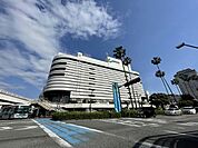 ショッピング施設「三越徳島まで2010m」