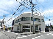 銀行「阿波銀行法花支店まで1314m」