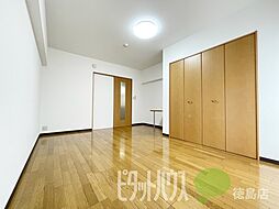 ハーバーハイツ万代町 2階1Kのリビング/ダイニング