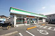 コンビニ「ファミリーマート徳島大原町店まで350m」