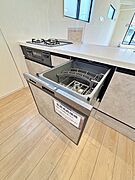 食器洗浄乾燥機付きシステムキッチン