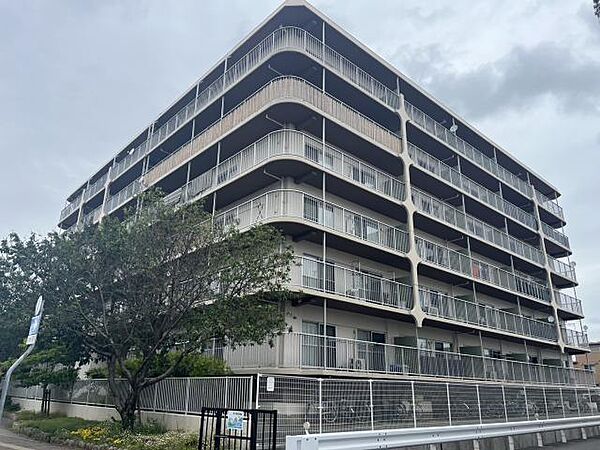 兵庫県加古川市加古川町篠原町(賃貸マンション2LDK・6階・61.22㎡)の写真 その1