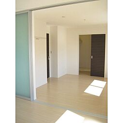 リヴェールB棟 102 1階2LDKのリビング/ダイニング