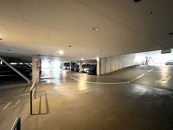 駐車場を拡大表示