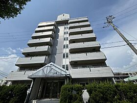 兵庫県姫路市安田2丁目（賃貸マンション3LDK・1階・88.80㎡） その1