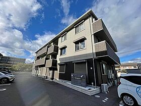 兵庫県姫路市亀山（賃貸アパート1LDK・2階・39.77㎡） その1