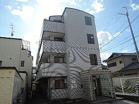 京都府京都市伏見区桃山町中島町（賃貸マンション1K・4階・15.84㎡） その1