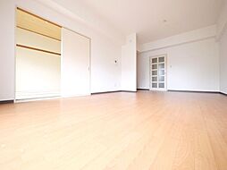 京王相模原線 京王多摩センター駅 徒歩4分の賃貸マンション 2階2LDKのリビング/ダイニング