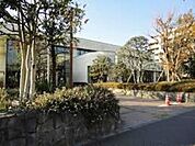 三鷹市立三鷹駅前図書館 730m