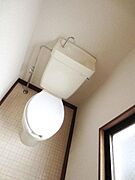★明るいトイレです★