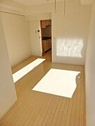★明るい洋室です★