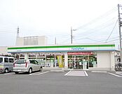 ファミリーマート 320m
