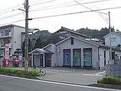 多摩関戸郵便局 615m