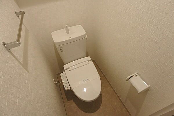 画像12:トイレって何故か落ち着くスペースですね