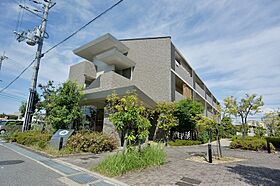 リシャールコート  ｜ 大阪府枚方市伊加賀西町（賃貸マンション3LDK・3階・67.78㎡） その1