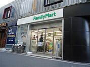 ファミリーマート 枚方デパートメントビル店（674m）