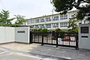 枚方市立津田小学校（1404m）