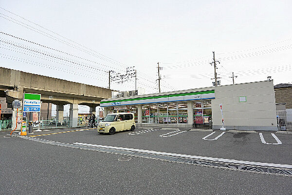 画像21:ファミリーマート 星田駅東店（1259m）