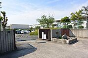 交野市立倉治小学校（703m）