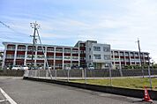 交野市立交野みらい学園（358m）