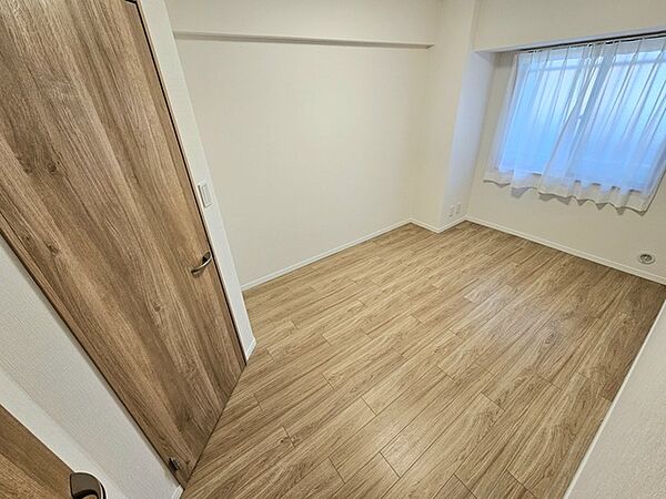 洋室を拡大表示