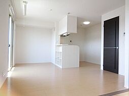 ヴァンサンカン 3階2LDKのリビング/ダイニング