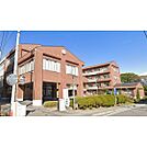高校・高専「私立飯田女子高校まで1072ｍ」