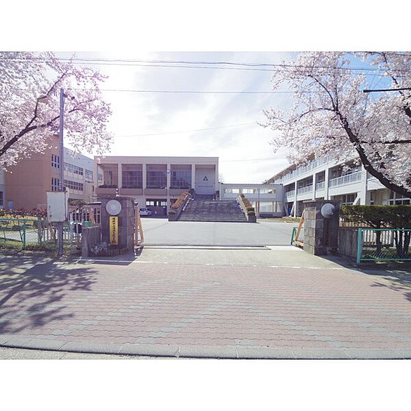 画像7:小学校「須坂市立須坂小学校まで566ｍ」