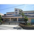 小学校「須坂市立小山小学校まで346ｍ」