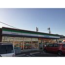 コンビニ「ファミリーマート長野中御所四丁目まで518ｍ」