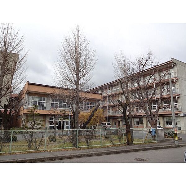 画像28:中学校「長野市立川中島中学校まで2317ｍ」学区はご確認ください。