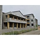 中学校「佐久市立臼田中学校まで2424ｍ」