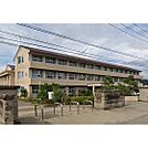 中学校「佐久市立中込中学校まで1394ｍ」