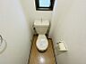 トイレ：おトイレには窓があります♪