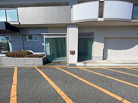 ごみ捨て場