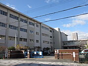 草津市立草津第二小学校（850m）