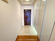 大型玄関収納あり