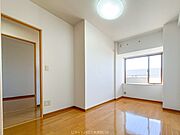 洋室5.8畳