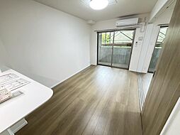 サンテラス・TUTOMI 205 2階1LDKのリビング/ダイニング