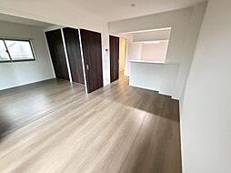 サンテラス・TUTOMI 301 3階2LDKのリビング/ダイニング