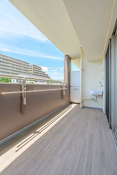 バルコニーを拡大表示